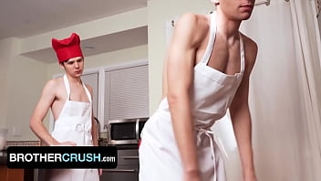 Twink Stepbrother Dakota Lovell Takes His Big Stepbro's Dick For Christmas Pt2 thumbnail