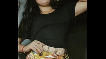 Bailando una canción de karol g