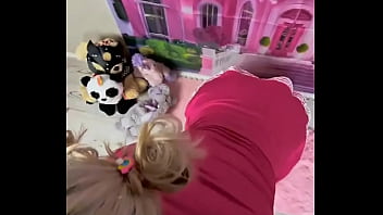 I swear behind the scenes every princess is freaking hilarious voting for the avnawards e