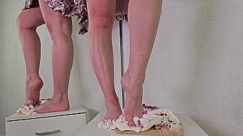 Let's destroy the cake would you lick it from my feet