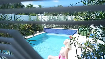 Sexy babe takes her boyfriend's cock from behind