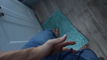 Sexy babe takes her boyfriend's cock from behind