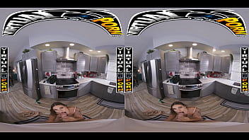 Virtual porn busty kenzie love finds her stepson watching stepmom porn and decides to show him the real thing