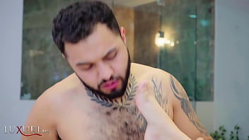 Fanny disfruta de su empleado