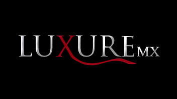 Fanny disfruta de su empleado