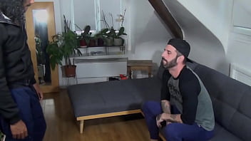 Romeo Davis Fucked By A Bronx Gangsta thumbnail