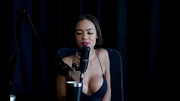 Sempre foi muito safada transou na igreja engole o gozo faz conteúdos até na academia e o seu maior pau alice vasconcelos watch sheer red