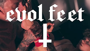 'll give you a foot fetish