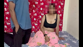 Bhabhi who came to find her husband in room got satisfied sex village hindi audio fuck