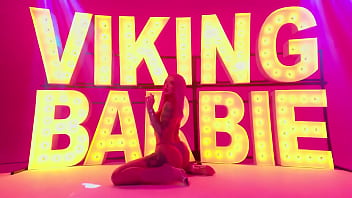 Me viking barbie