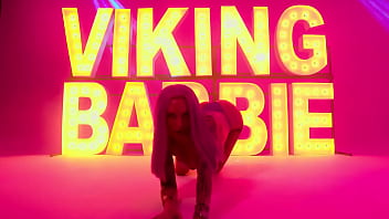 Me viking barbie