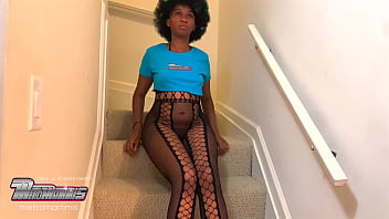 Sloppy wet staircase blowjob from hippie baltimore girl