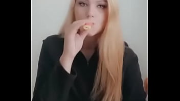 Couldn't help but post because of how pretty i am