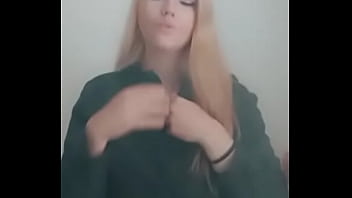 Couldn't help but post because of how pretty i am