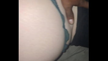 Slut gets her pussy fucked and nutted into