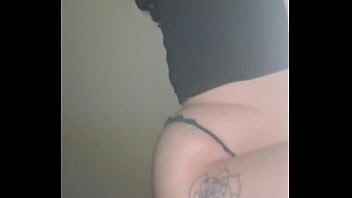 Slut gets her pussy fucked and nutted into