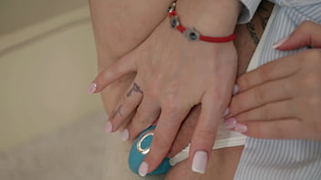 Catch the gf during masturbation and gave her cock to suck and cum on pussy