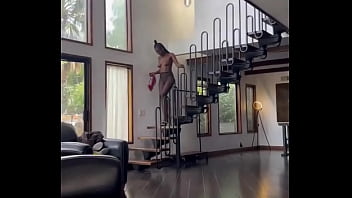 Dark chocolate almost ate it off the stairs with her shirt off #titties #ebony #tall #runway #modelvibes #highheels #ke