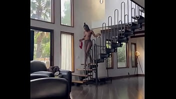 Dark chocolate almost ate it off the stairs with her shirt off #titties #ebony #tall #runway #modelvibes #highheels #ke
