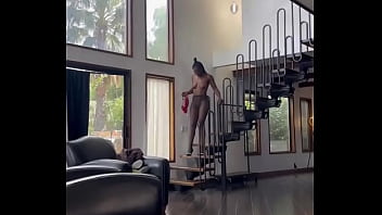 Dark chocolate almost ate it off the stairs with her shirt off #titties #ebony #tall #runway #modelvibes #highheels #ke