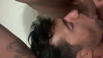 Macho Musculoso E Dotado Fodeu Minha Bunda thumbnail