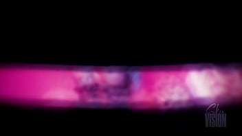 Luna luxxx and kasara wood tease the gooner