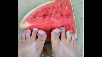 Feet & food