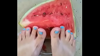 Feet & food