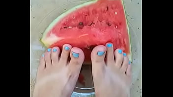 Feet & food