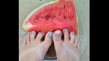 Feet & food