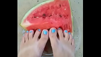 Feet & food