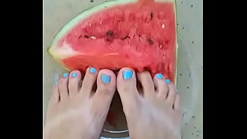 Feet & food