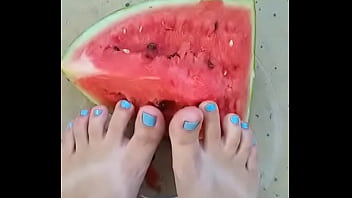 Feet & food