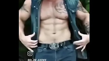 Behind the scenes with luisrafaelphotography this photo shoot was amazing so blessed to work with this legend #cowbo