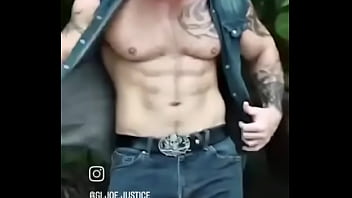 Behind the scenes with luisrafaelphotography this photo shoot was amazing so blessed to work with this legend #cowbo