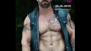 Behind the scenes with luisrafaelphotography this photo shoot was amazing so blessed to work with this legend #cowbo