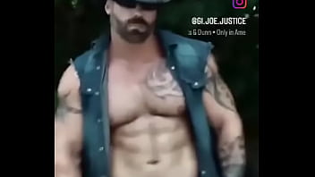 Behind the scenes with luisrafaelphotography this photo shoot was amazing so blessed to work with this legend #cowbo