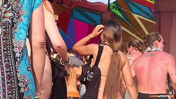 Micro bikini jiggling girl