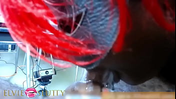 S'asseoir pour obtenir la bite