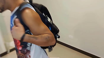 Vizinha chamou no meu apartamento e acabou acontecendo mais do que eu esperava veja