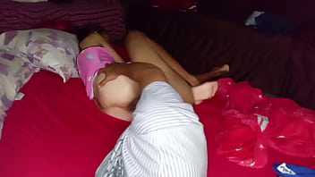 Minha esposa adora que fode ela de ladinho