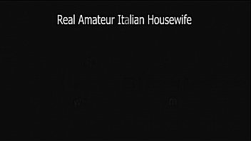 Italian Blowjob Uner The Tree thumbnail