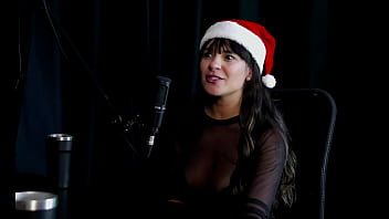 Ficou Fora Do País Fetiche Não Lhe Dá Prazer Se Divertiu Fazendo Ballbusting E Perdeu A Virgindade Nova Stellar Blue Watch Sheer Red thumbnail