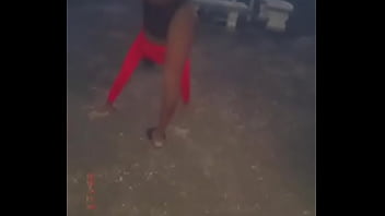 Slim girl with a sexy ass twerking