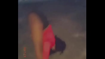 Slim girl with a sexy ass twerking