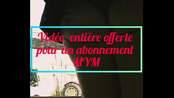 La salope qui gycle aime le cul virtuel