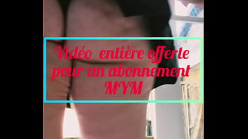 La salope qui gycle aime le cul virtuel