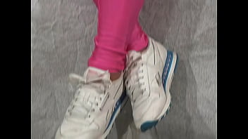 Christina model 94 pink outfit dance