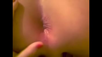 Sie lekkt mir schön den arsch