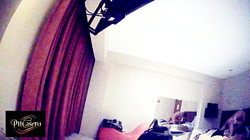 Alguien nos está mirando y escuchando grabamos esto en un hotel parte 6 flash flash flash